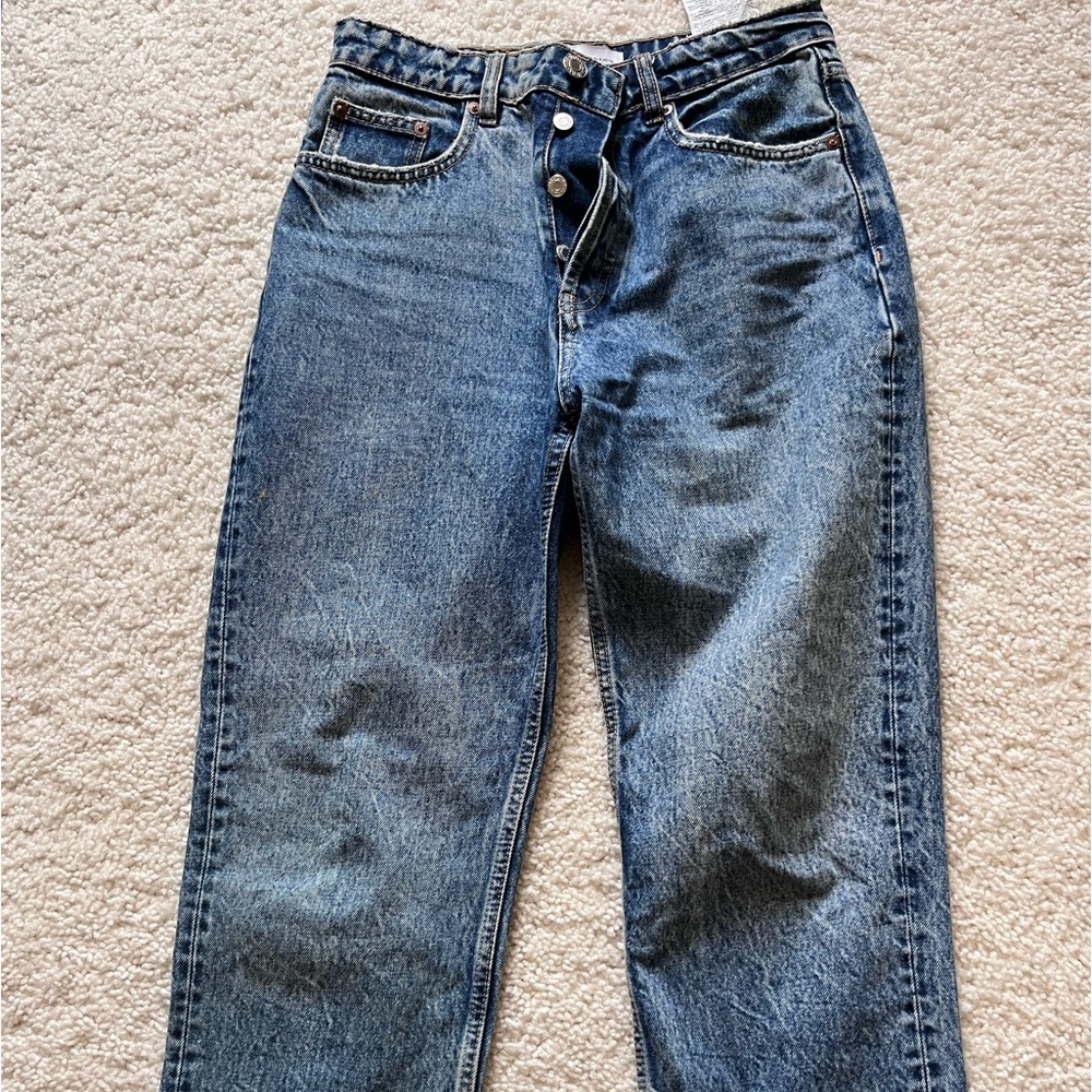 Zara Straight Leg Jeans Size 6